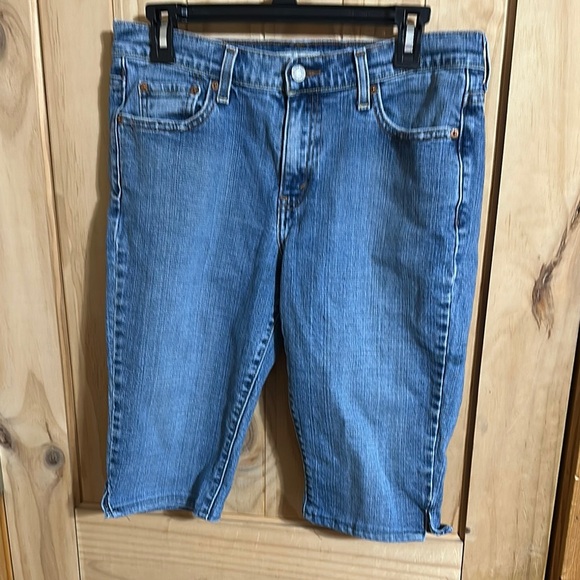 Levi’s 515 Bootcut originally altered to Capris - Picture 1 of 5